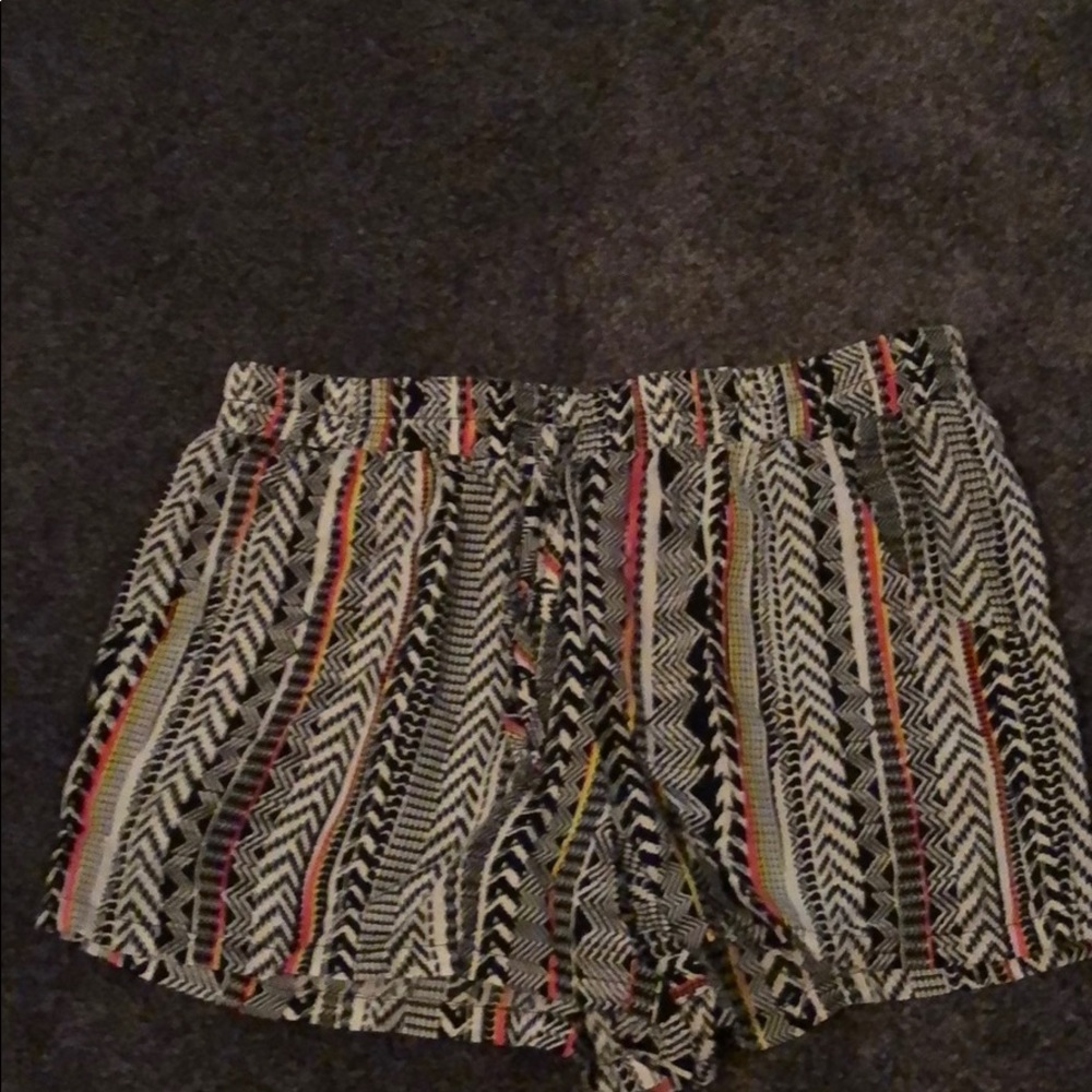 Print stretchy cotton shorts